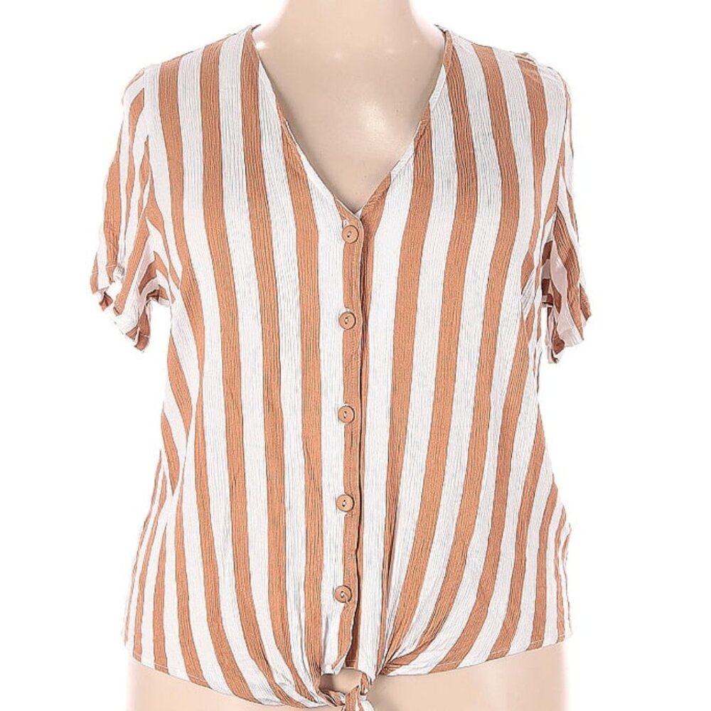 Market & Spruce Tie Front Striped Button Down Shirt 🌿